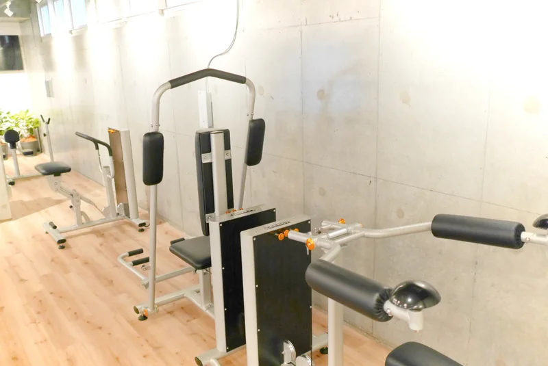 TSUTAYA Conditioning PILATES 千歳船橋店のストレッチマシン