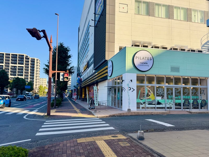 大通りに面したエントランス