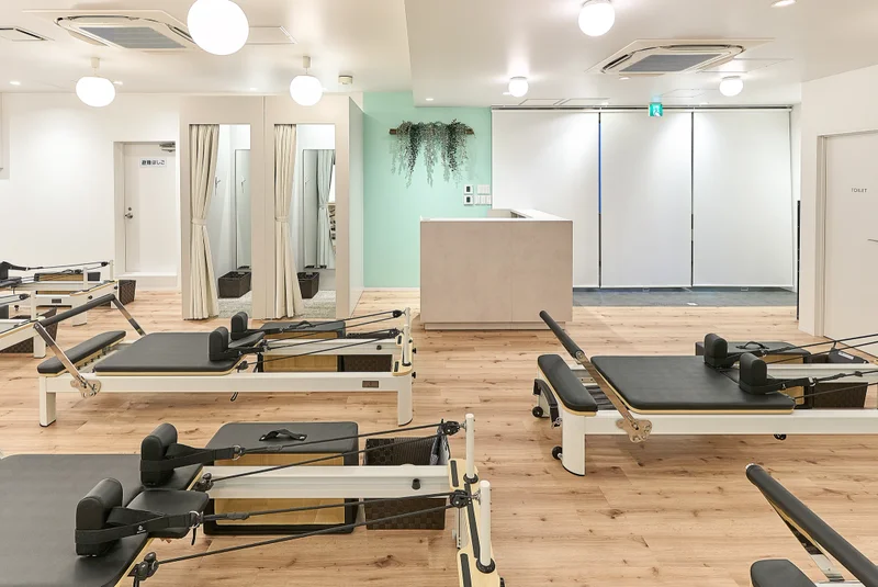 TSUTAYA Conditioning PILATES 武蔵境店のフィッティングルーム・受付