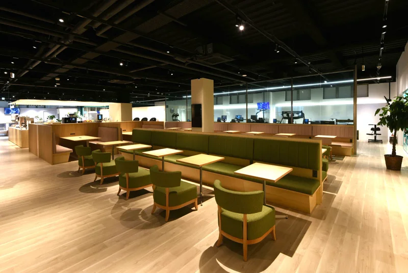 TSUTAYA Conditioning 香里園店のカフェラウンジ席