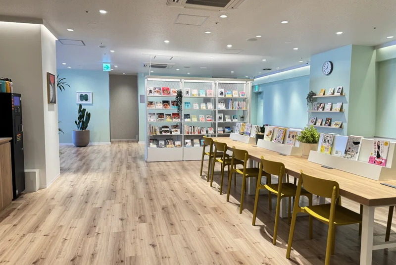 TSUTAYA Conditioning PILATES U_PLACE川越店のブックラウンジ